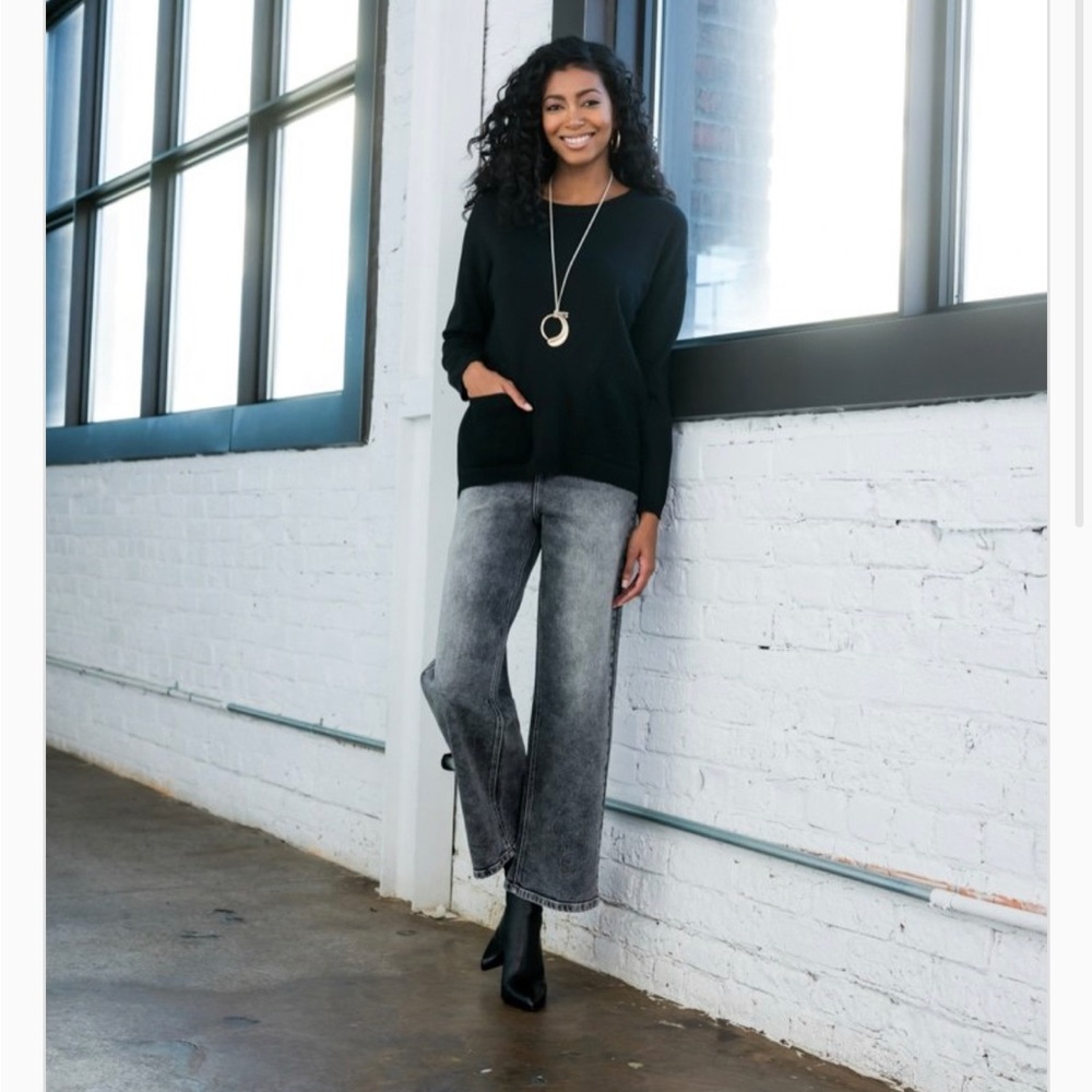Alison Sheri tunic basic minimalist sweater
